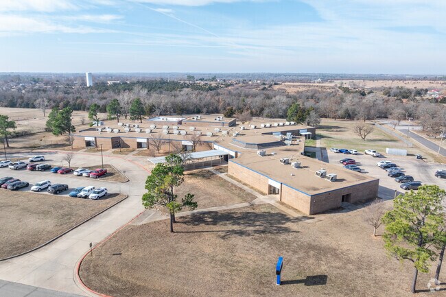Clara Reynolds Elementary the staff and faculty are caring and responsible.
