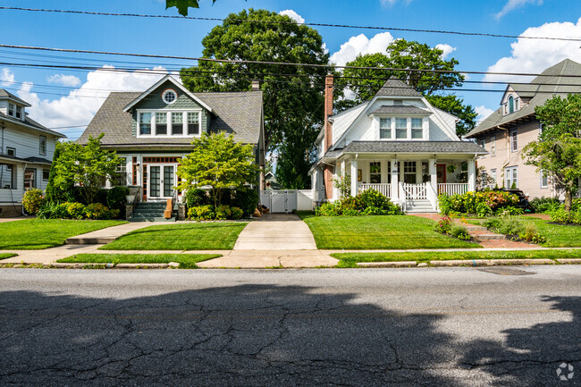 Picture-perfect charm: A beautifully landscaped Collingswood homes.