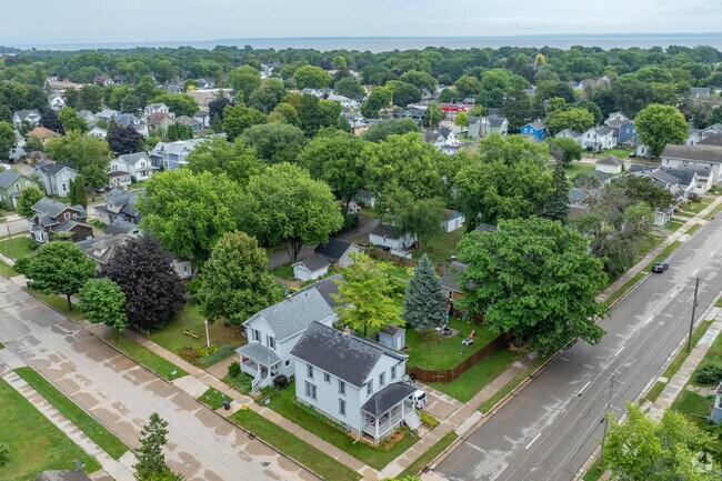 River East is a vibrant neighborhood intertwined with the activity of downtown Rockford.