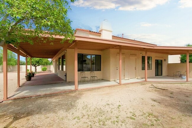 10760 E Via Tranquilla, Tucson, AZ 85749 - photo 5