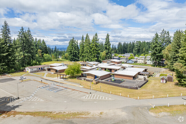 Discovery Alternative High School has ample parking for staff and students.