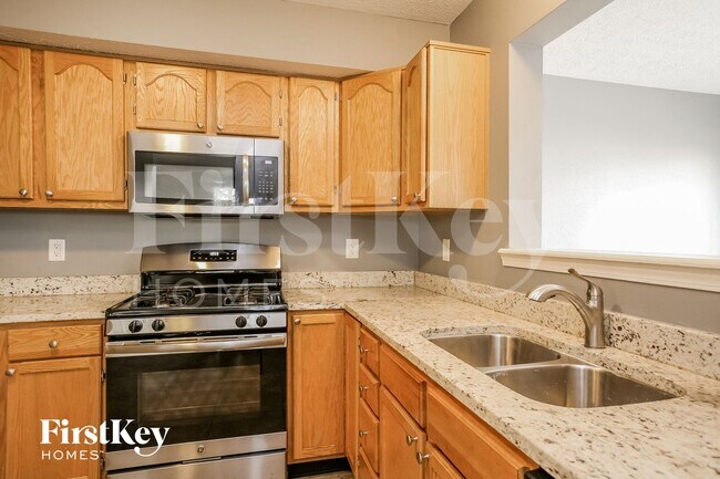 2210 Wynbrooke Blvd, Indianapolis, IN 46234 - photo 6