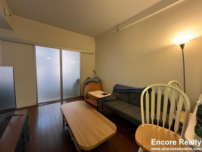 8 Winter St unit 311, Boston, MA 02108 - photo 5