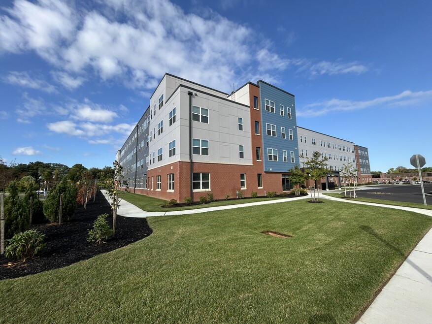 Residences at Harper, Moorestown, NJ 08057 - photo 1