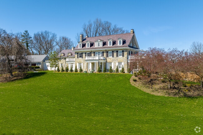 Large colonial estates have 3 stories of living space for large families to have plenty of room.