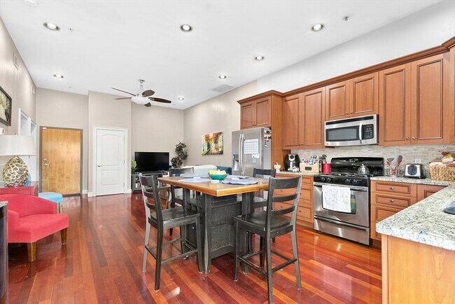 661 Bennington St unit 3, Boston, MA 02128 - photo 3