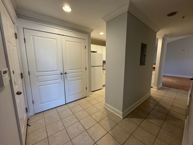 1725 Harvey Mitchell Pkwy S unit 2433, College Station, TX 77840 - photo 3