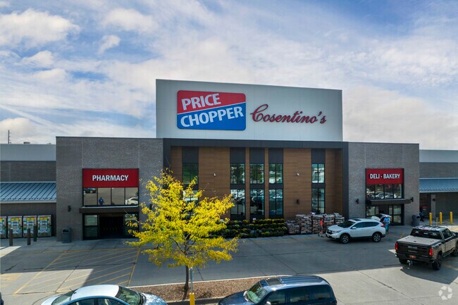 Price Chopper in Chapel Ridge offers convenient grocery shopping for local residents.