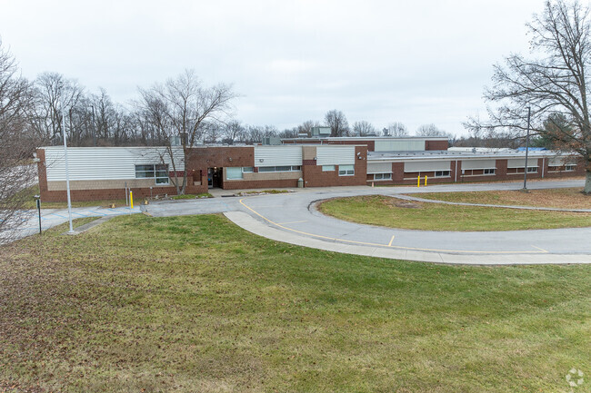 The student population of Eastern Elementary School is 426 and the school serves K-5.