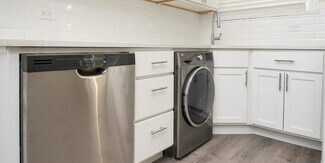 319 Kedzie St Unit 327-2, Evanston, IL 60202