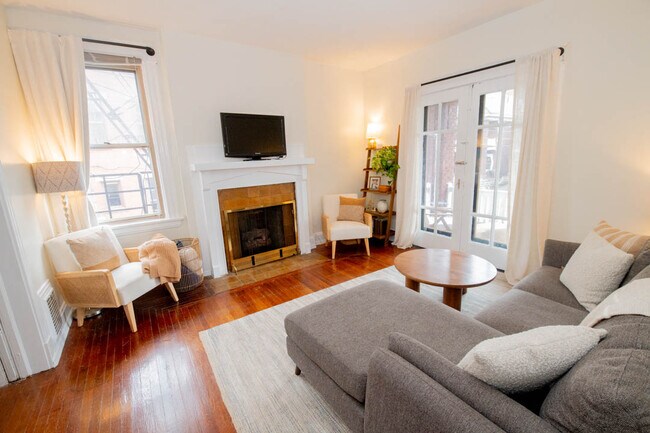 1628 De Sales Ln unit 1628 De Sales Ln, Cincinnati, OH 45206 - photo 2