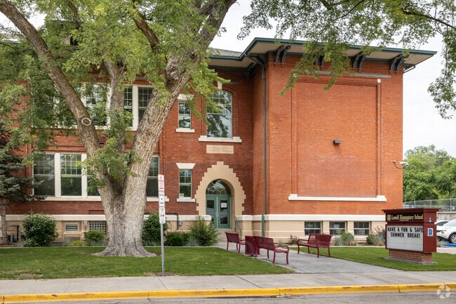Your kids will enjoy learning in the inspiring atmosphere of Lowell Elementary School.