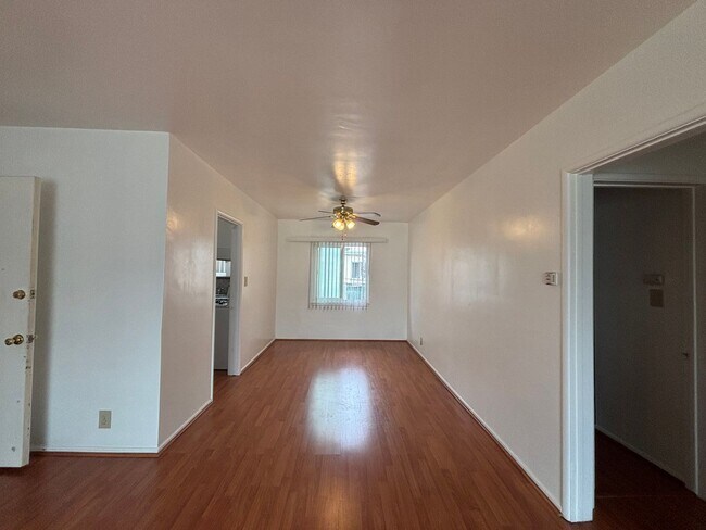 719-729 E Chevy Chase Dr unit 719 C, Glendale, CA 91205 - photo 6