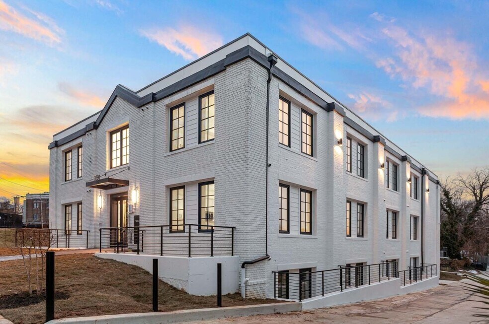 The Santmyers, Washington, DC 20018 - photo 1