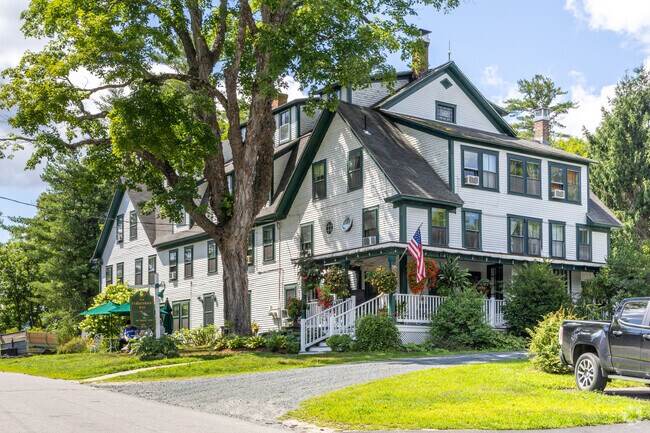 The Follansbee Inn is an iconic local business that provides rooms nearby the local Kezar Lake.