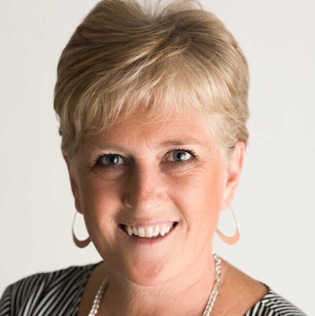 Diana Bonds