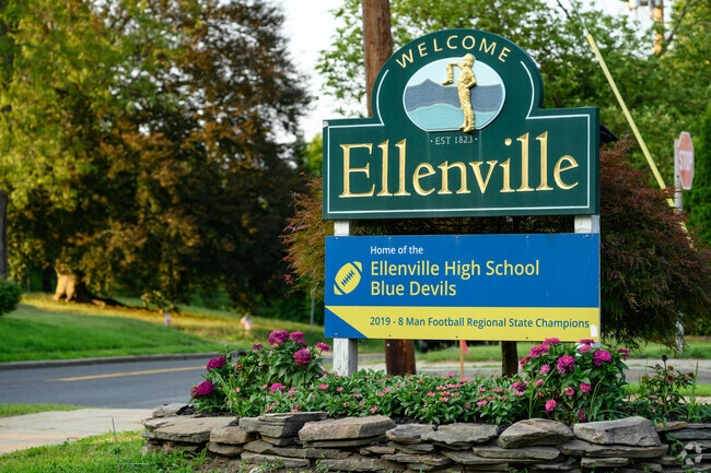 Welcome to the village of Ellenville, within the town of Wawarsing, NY.