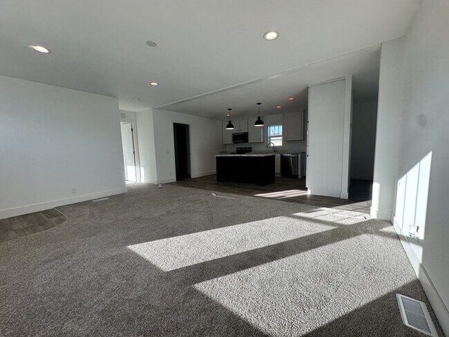 16 Lapin St, Billings, MT 59105 - photo 7