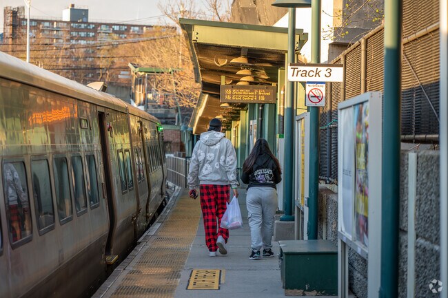 Trains at the Ludlow station 1.5 miles west of Park Hill reach Grand Central in 40 minutes.