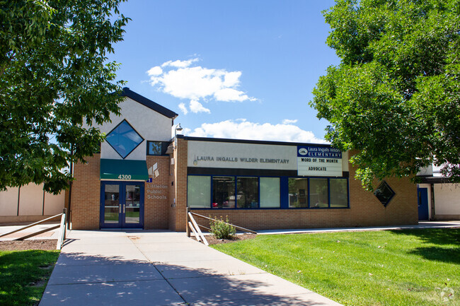 Wilder Elementary School front entrance in Columbine Valley.