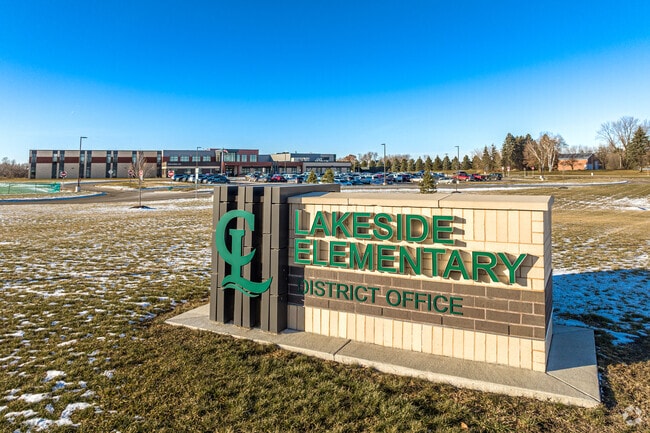 Lakeside Elementary School is located in Chisago City, MN.