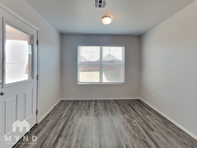4208 Umbria Rd, Oklahoma City, OK 73179 - photo 7