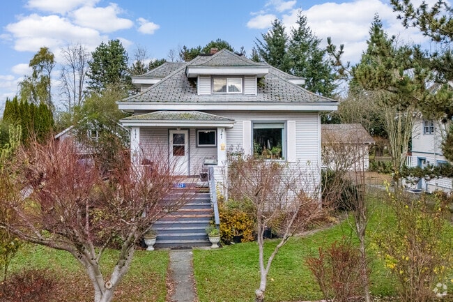 Enjoy a slower pace life in a charming cottage home in Conway.