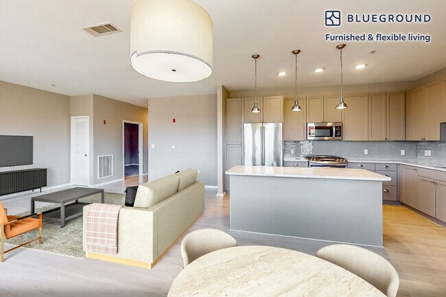 160 Boylston St unit FL1-ID5312A, Chestnut Hill, MA 02467 - photo 3