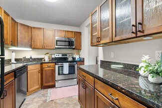 2800 Rustic Place, Little Canada, MN 55117