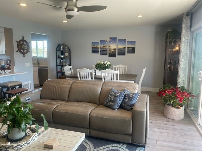 4705 Marina Dr, Carlsbad, CA 92008 - photo 7