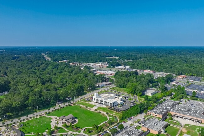 Jonesboro, just south of Atlanta, offers the conveniences of the big city without the hustle.