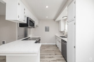 1308 Agate St, Redondo Beach, CA 90277