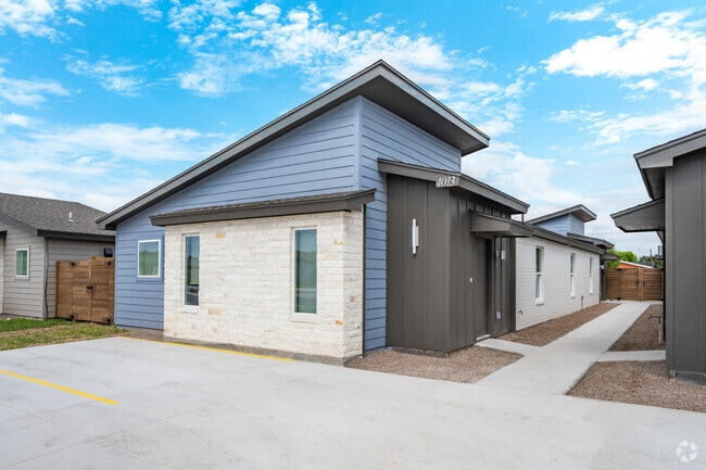 Heron’s Landing, Weslaco, TX 78599 - photo 2