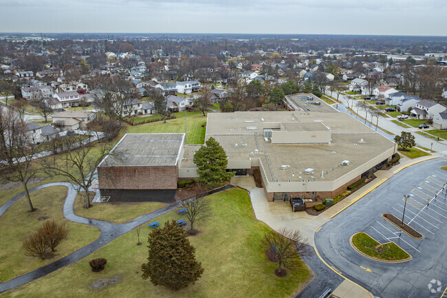 Earl Pritchett School