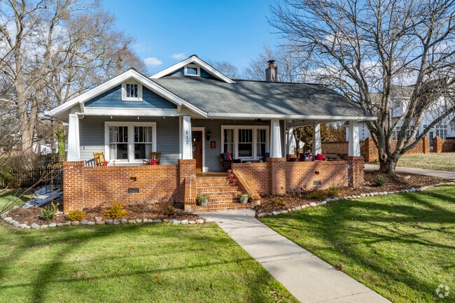Beautiful historic homes including many craftsman styles can be found in the older communities of Lincolnton.