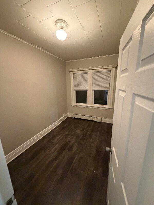 214 Maple St unit 2nd Fl, Kearny, NJ 07032 - photo 4