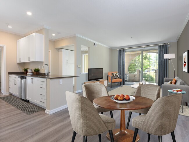 Avalon on the Alameda, San Jose, CA 95126 - photo 3