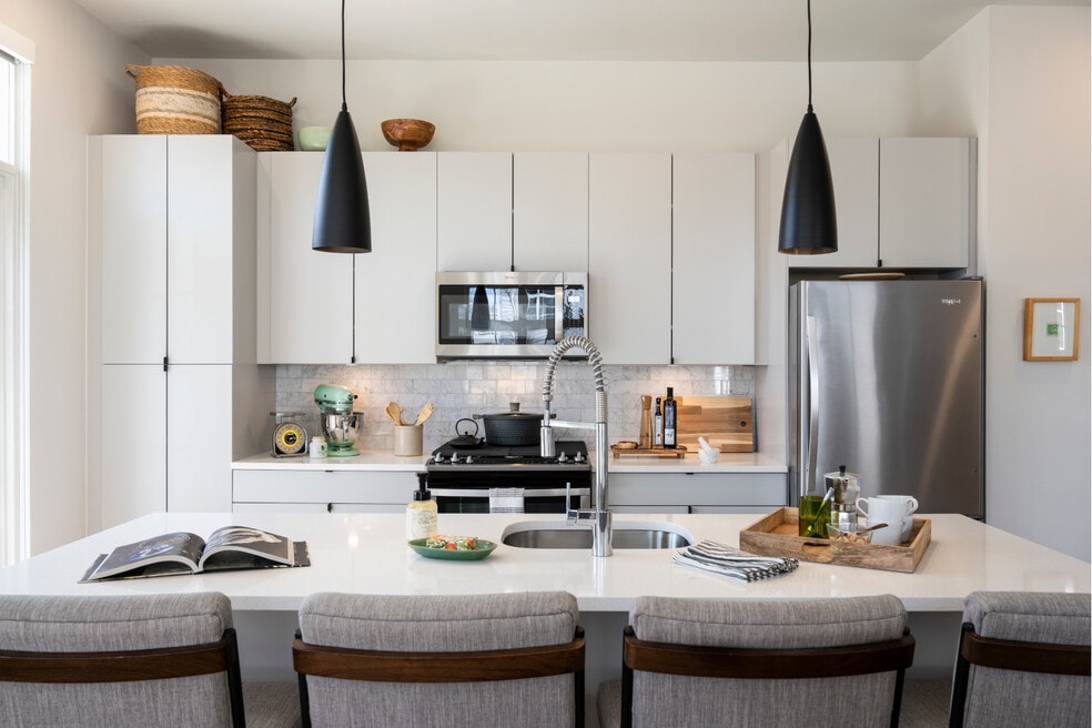 The Anchorage, Fairfield, CT 06824 - photo 1