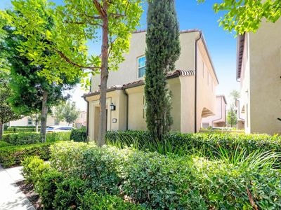 64 Pathway, Irvine, CA 92618 - photo 2