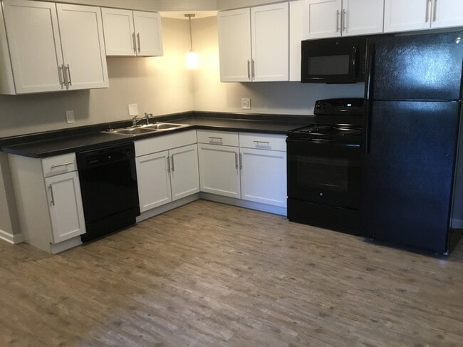 Geneva Estates, Lake Geneva, WI 53147 - photo 4