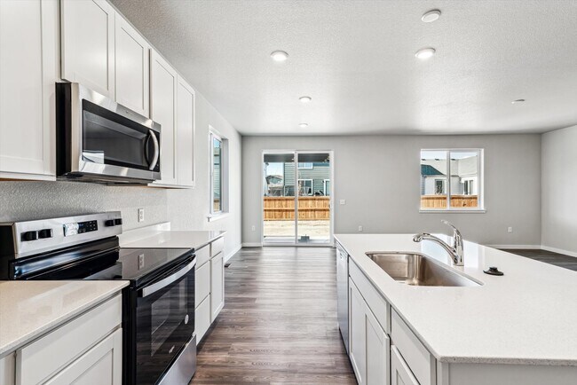 4466 Trader St, Timnath, CO 80547 - photo 3