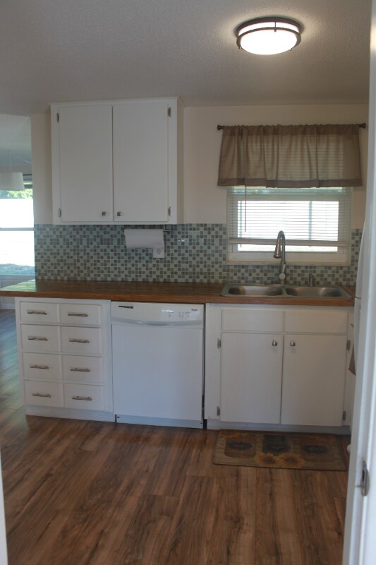 10702 Laburnum Dr, Port Richey, FL 34668 - photo 5