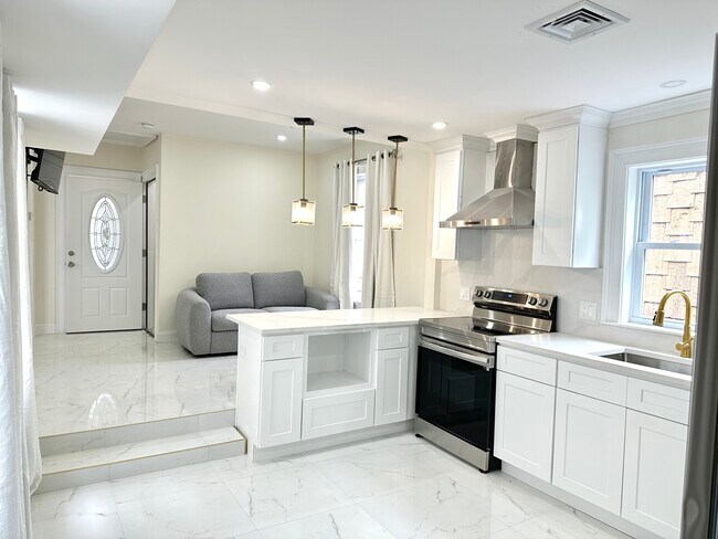 11 Burrell St unit 2, Roxbury, MA 02119 - photo 4