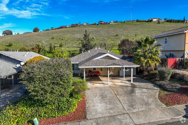 It's common to find bungalow style homes in Woodridge.