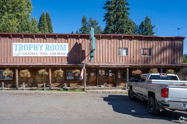 Prospect Café in Troy your room is one of the only restaurants in the Prospect neighborhood.