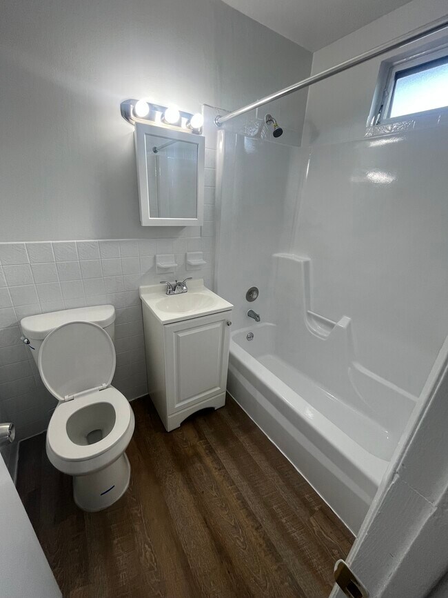 342 Stuyvesant Ave unit 1, Irvington, NJ 07111 - photo 6