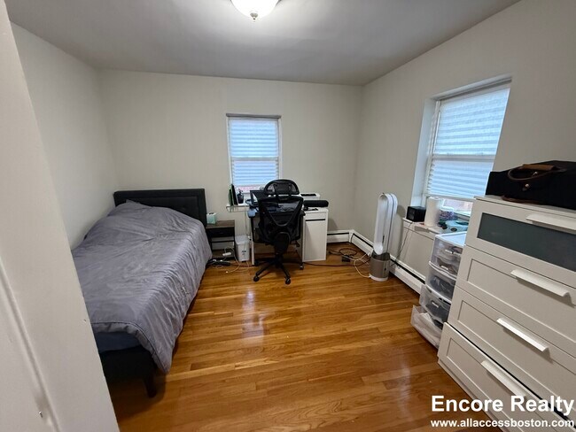 69 Chiswick Rd unit 15, Brighton, MA 02135 - photo 4