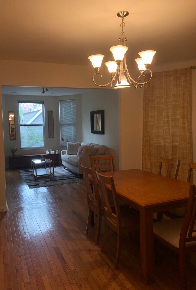 3234 N Whipple St unit 1, Chicago, IL 60618 - photo 5