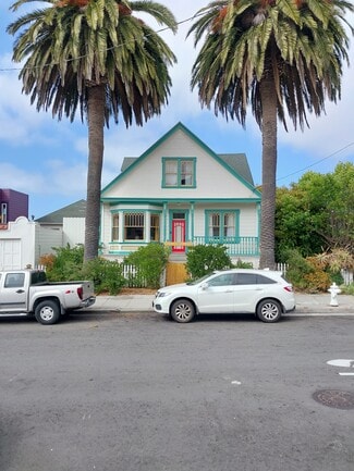 1110 Hollister Ave, San Francisco, CA 94124