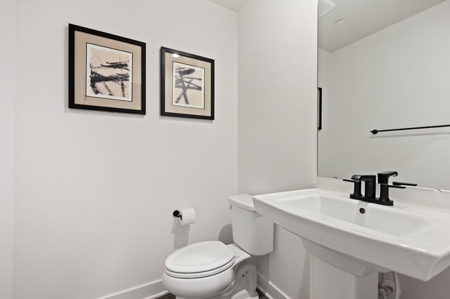 104 Leah Dr, Jackson Township, PA 16063 - photo 3